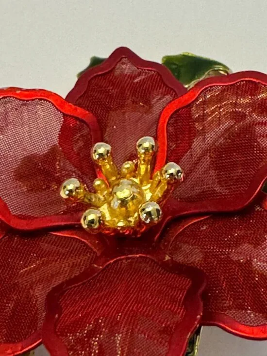 Kenneth Cole Red Poinsettia Brooch Pin Gold-Tone Accents Berry Detail Christmas - Picture 3 of 9